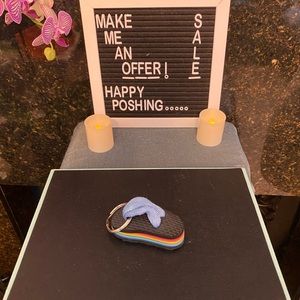 Vintage Flip-Flop Keychain with Rainbow Stripes.